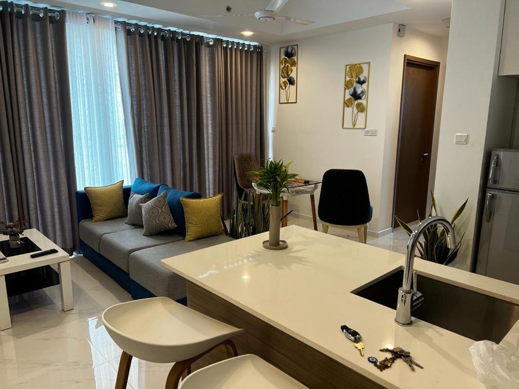 Luxury Sky Apartment Коломбо Екстериор снимка